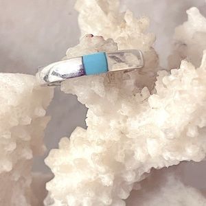 ⭐️ Vintage ⭐️ Navajo Turquoise Sleek Inlay Sterling Silver Band Ring